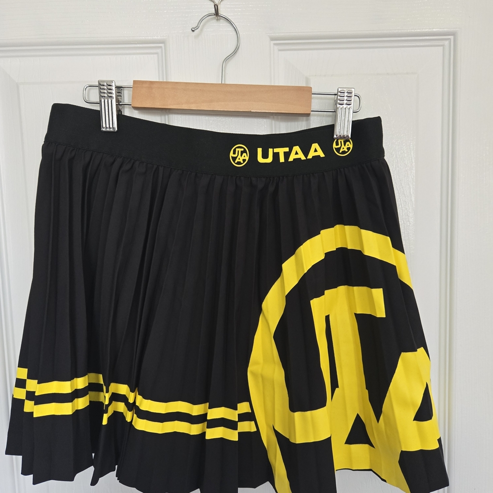 Women's Black and Yellow Pleated  Golf Skirt